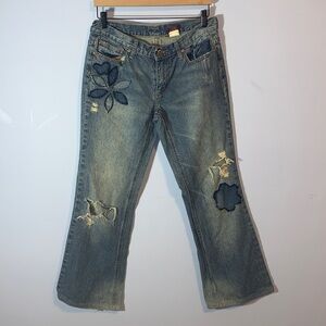 BONGO girls distressed patch unique vintage 90’s Denim Jeans 11 bootcut lowrise